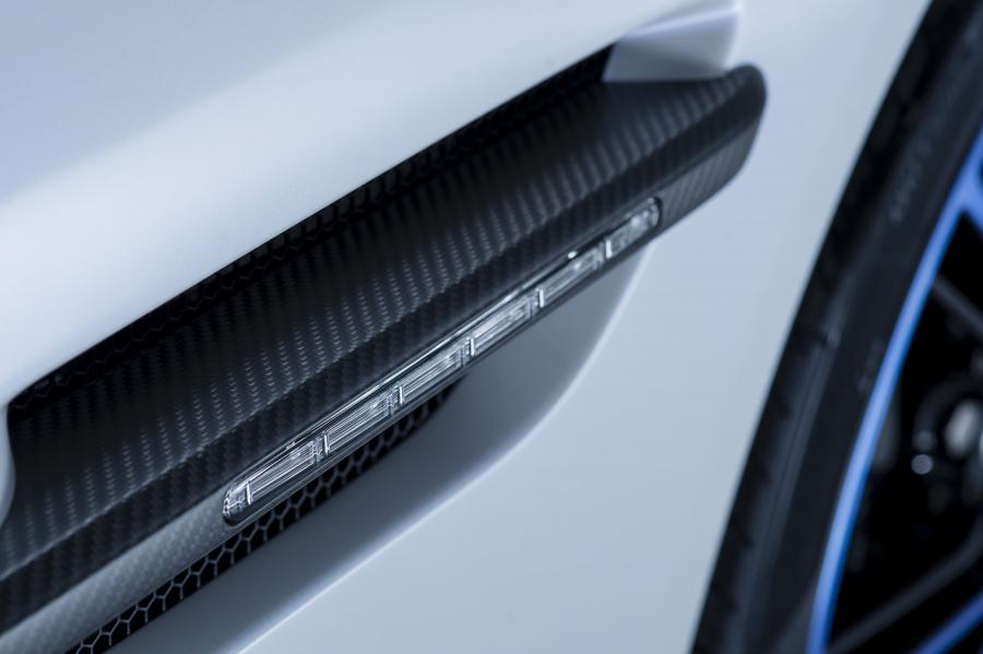 Детали экстерьера Aston Martin Vanquish by Q 2013 года  (WW) (фото 7 из 16)